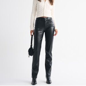 Vegan Leather 90s Straight Pant